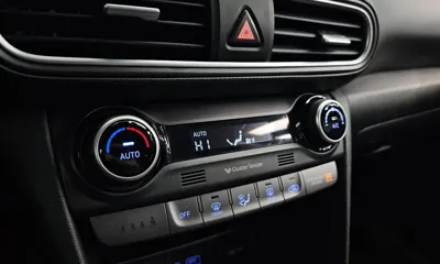 Hyundai Kona 2020, 46220 км, за 11205.22 USD - фото 17