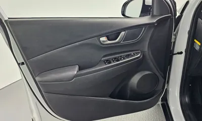 Hyundai Kona 2020, 46220 км, за 11205.22 USD - фото 24