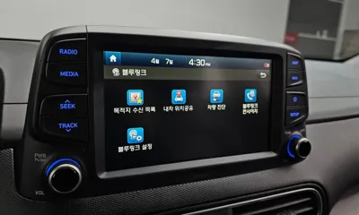 Hyundai Kona 2020, 46220 км, за 11205.22 USD - фото 31