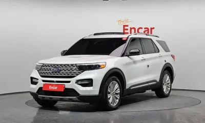 Ford Explorer · 2022 год