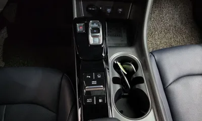 Hyundai Sonata 2022, 56717 км, за 12931.6 USD - фото 9