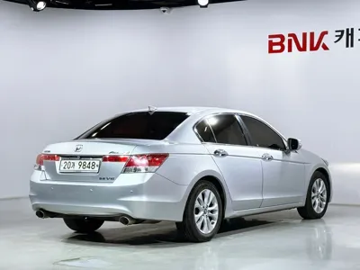 Honda Accord 2009, 149597 км, за 1824.11 USD