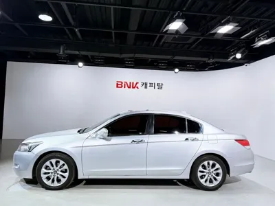 Honda Accord 2009, 149597 км, за 1824.11 USD