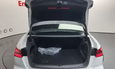 Audi A6 2020, 79387 км, за 18175.91 USD - фото 20