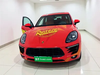 Porsche Macan 2015, 71900 км, за 15729.8 USD