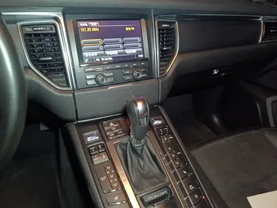 Porsche Macan 2015, 71900 км, за 15729.8 USD - фото 14