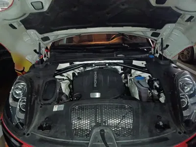 Porsche Macan 2015, 71900 км, за 15729.8 USD - фото 21