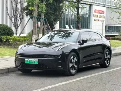 Zeekr 001 · 2022 год