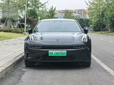 Zeekr 001 2022, 120000 км, за 17230.39 USD