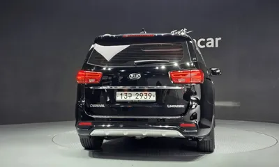Kia Canival 2019, 119996 км, за 11311.18 USD