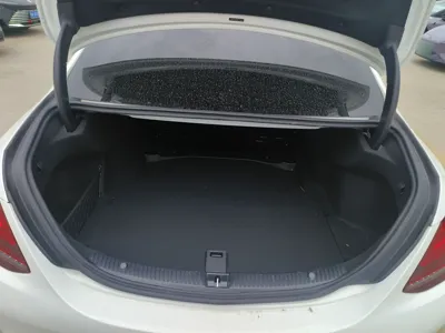 Mercedes-Benz C-Class 2015, 76700 км, за 14434 USD - фото 18