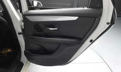 BMW 2-Series 2018, 111380 км, за 6564.26 USD - фото 25