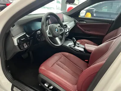 BMW 5 Series 2022, 65000 км, за 26107.95 USD