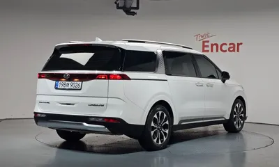 Kia Canival 2021, 54256 км, за 20425.72 USD