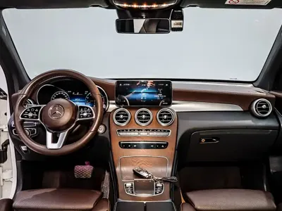 Mercedes-Benz GLC 2020, 43500 км, за 29051.85 USD