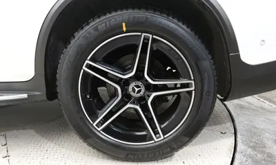 Mercedes-Benz GLC-Class 2020, 69698 км, за 26197.74 USD - фото 8