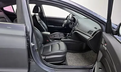Hyundai Avante 2016, 85710 км, за 6892.48 USD - фото 10