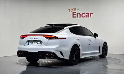 Kia Stinger 2021, 80842 км, за 18886 USD