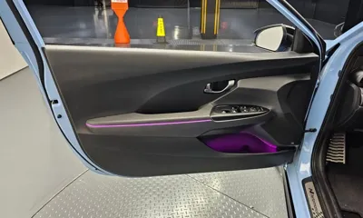 Hyundai Veloster 2021, 67681 км, за 14325.71 USD - фото 25