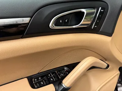 Porsche Cayenne 2016, 170000 км, за 21482.81 USD - фото 6