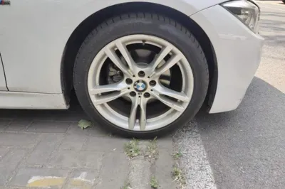 BMW 3 Series 2017, 84000 км, за 13461 USD