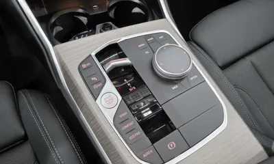 BMW 3-Series 2025, 8976 км, за 25537.47 USD - фото 9