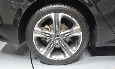 Kia K5 2023, 76722 км, за 28006.53 USD