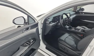 Kia K5 2024, 40794 км, за 16221.51 USD - фото 12