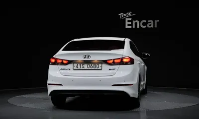 Hyundai Avante 2016, 146591 км, за 4923.2 USD