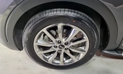 Kia Sorento 2015, 300000 км, за 4529.34 USD