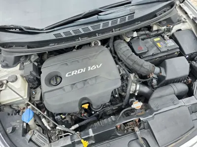 Hyundai Avante 2014, 163965 км, за 2847.35 USD - фото 9
