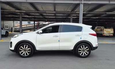 Kia Sportage 2017, 119896 км, за 7089.41 USD