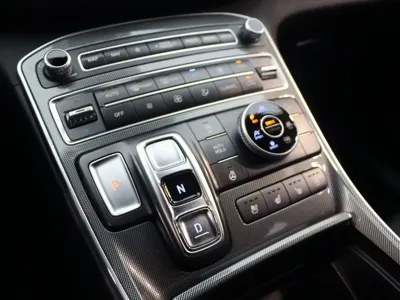 Hyundai Santafe 2022, 131475 км, за 9888.12 USD - фото 17