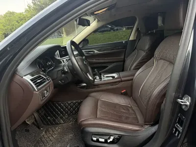 BMW 7 Series 2019, 74600 км, за 35745.97 USD - фото 7