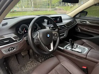 BMW 7 Series 2019, 74600 км, за 35745.97 USD - фото 11