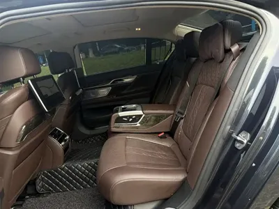BMW 7 Series 2019, 74600 км, за 35745.97 USD - фото 12
