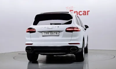 Porsche Cayenne 2016, 80187 км, за 23446.27 USD