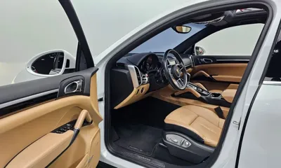 Porsche Cayenne 2016, 80187 км, за 23435.56 USD - фото 10