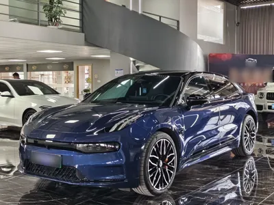 Zeekr 001 · 2023 год