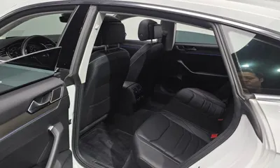 Volkswagen Arteon 2019, 81003 км, за 13342.44 USD - фото 12