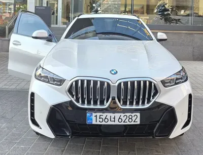BMW X6 2026, 4400 км, за 55583.75 USD