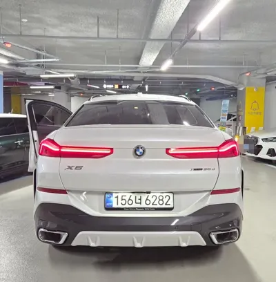 BMW X6 2026, 4400 км, за 55583.75 USD
