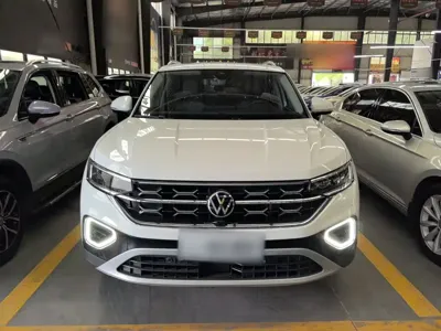 Volkswagen Tayron 2024, 25099 км, за 16627.11 USD