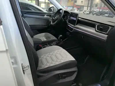 Volkswagen Tayron 2024, 25099 км, за 16627.11 USD - фото 20