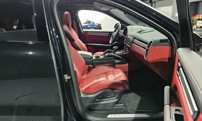 Porsche Cayenne 2023, 16116 км, за 78822.88 USD - фото 10