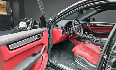 Porsche Cayenne 2023, 16116 км, за 78822.88 USD - фото 11