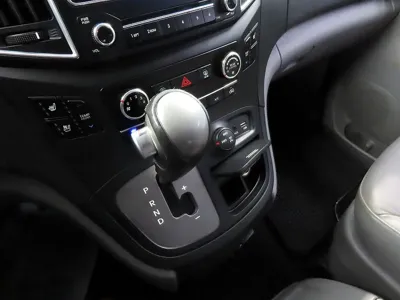 Hyundai Starex 2019, 157872 км, за 10994.02 USD - фото 9