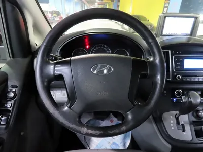Hyundai Starex 2019, 157872 км, за 10994.02 USD - фото 14