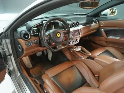Ferrari FF 2013, 52350 км, за 81258.5 USD - фото 15