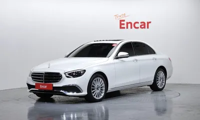 Mercedes-Benz E-Class · 2023 год